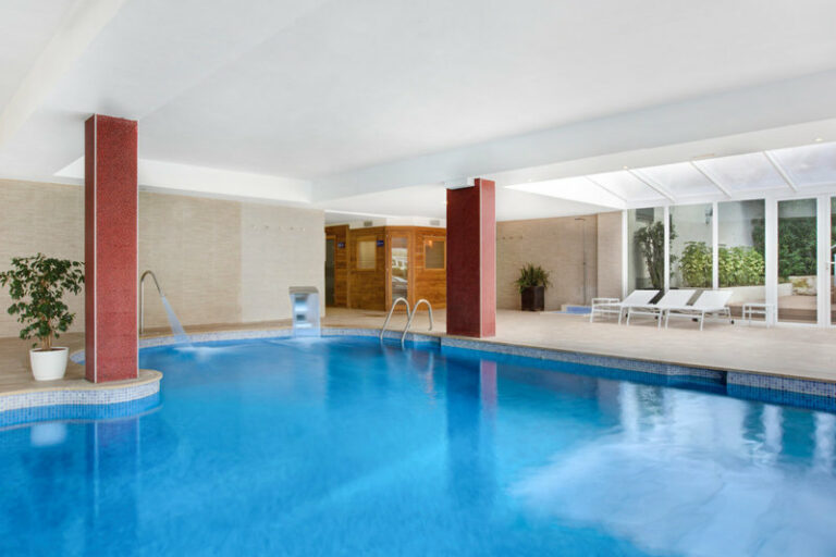 Hotel Pabisa Bali Park &#8211; Hallenbad